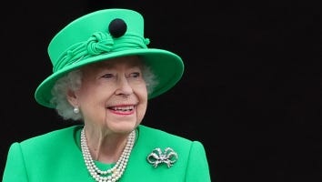 Queen Elizabeth Closes The Platinum Jubilee Celebrations With Surprise Appearance